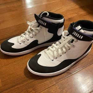 Men’s Nike Jordan’s Size 11